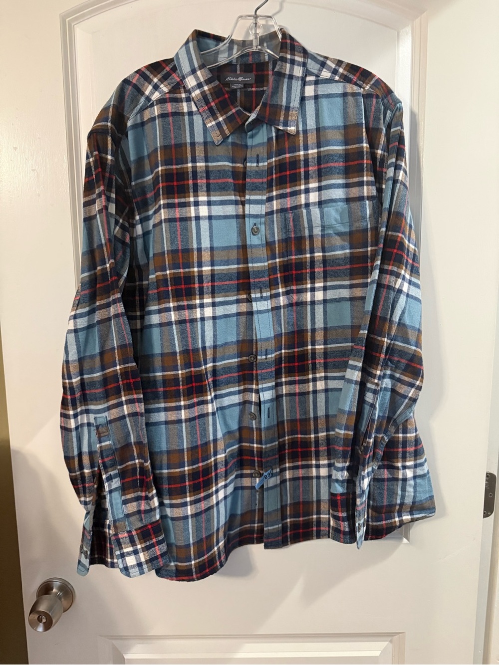Eddie Bauer Men's flannel Plaid Button-Up Shirt